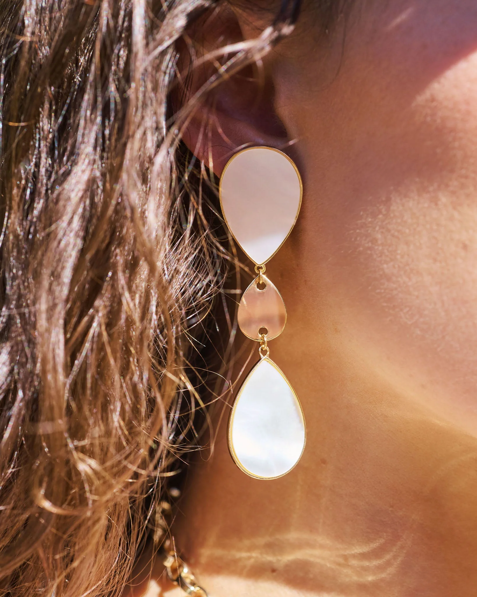 Kari Pearl Drop Earrings - Image 5