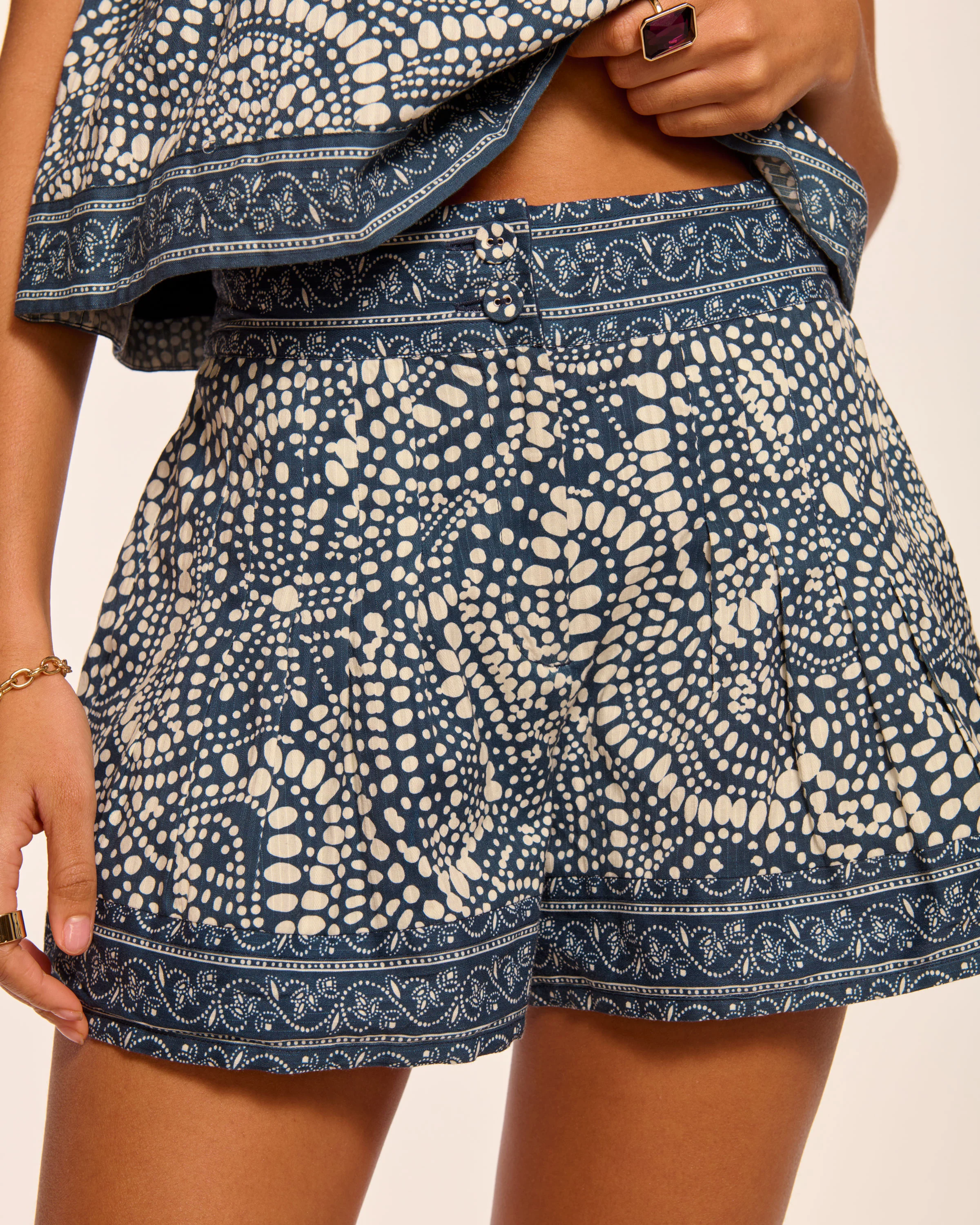 Quinn Printed Pleat Mini Short - Image 4